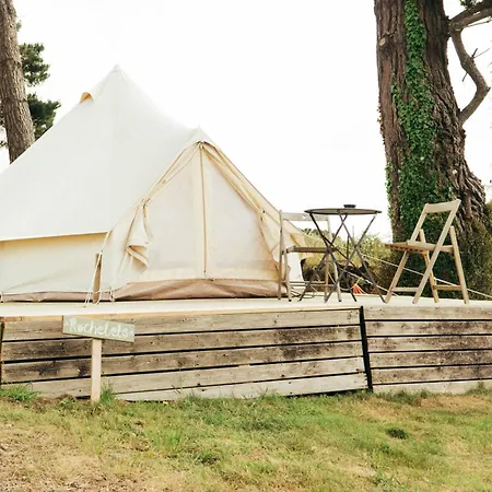 The Glamping Spot - Douarnenez Hotel Plonévez-Porzay Exterior photo