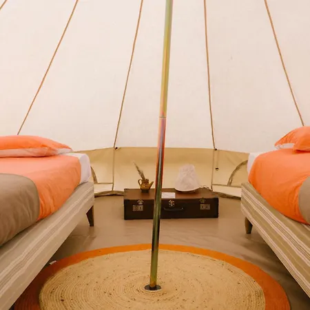 The Glamping Spot - Douarnenez Hotel Plonévez-Porzay Exterior photo